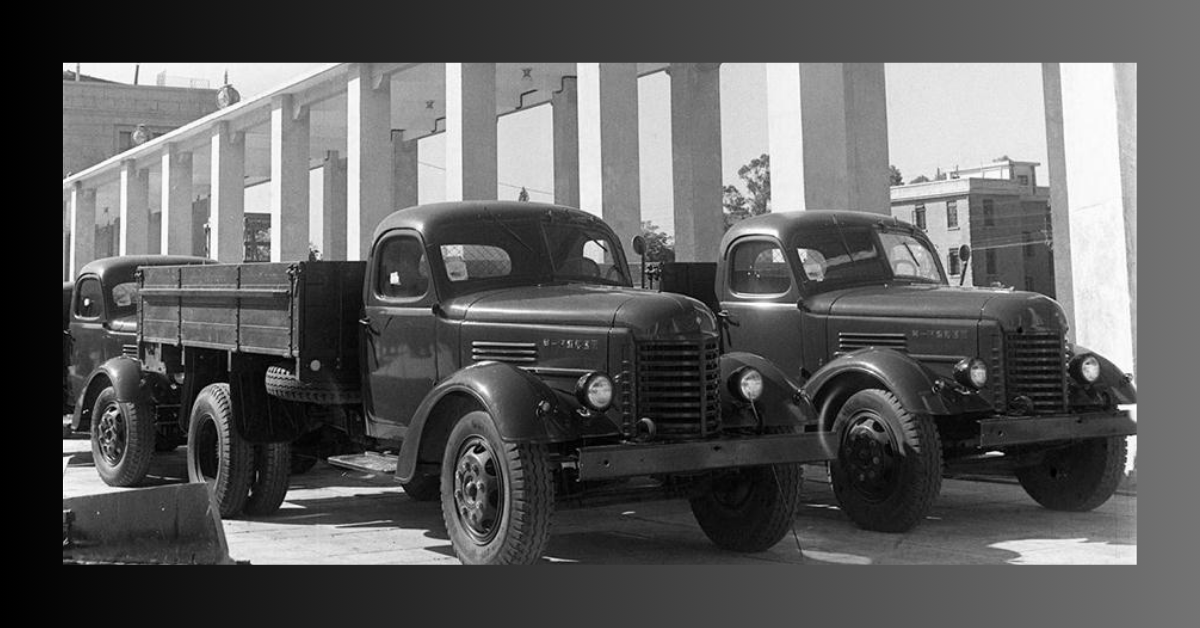 Chinas first domestic truck brand at the 1st Canton Fair 1957